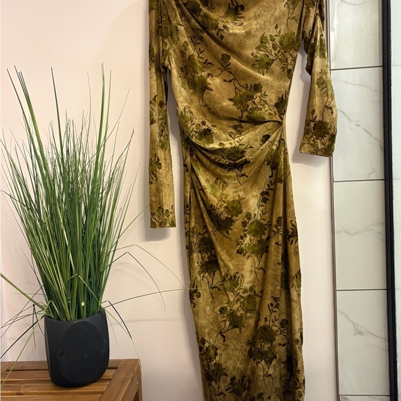 Zara One-Shoulder Olive Floral Midi Dress - Picture 2 of 4